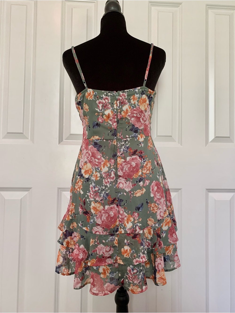 Trixxi Floral Ruffle Dress - Picture 2 of 5